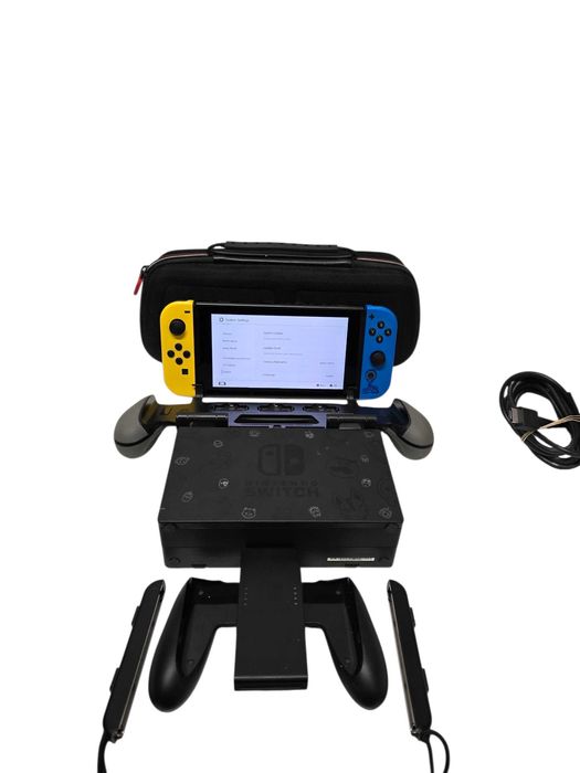 Konsola Nintendo Switch z akcesoriami
