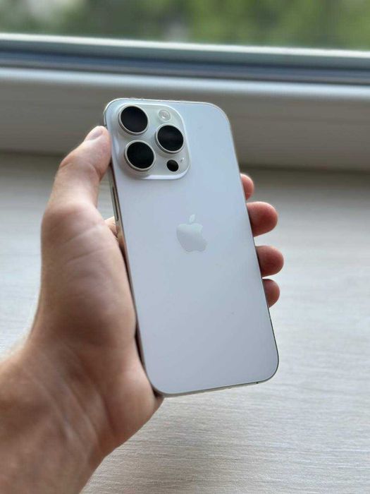 Смартфон Apple iPhone 16 Pro 256GB White Titanium used