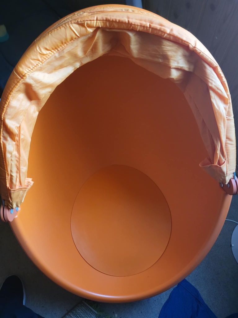 Fotel obrotowy jajko Ikea
