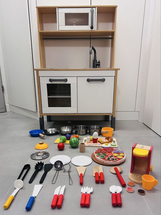 Kuchnia IKEA Duktig dla Dzieci z akcesoriami
