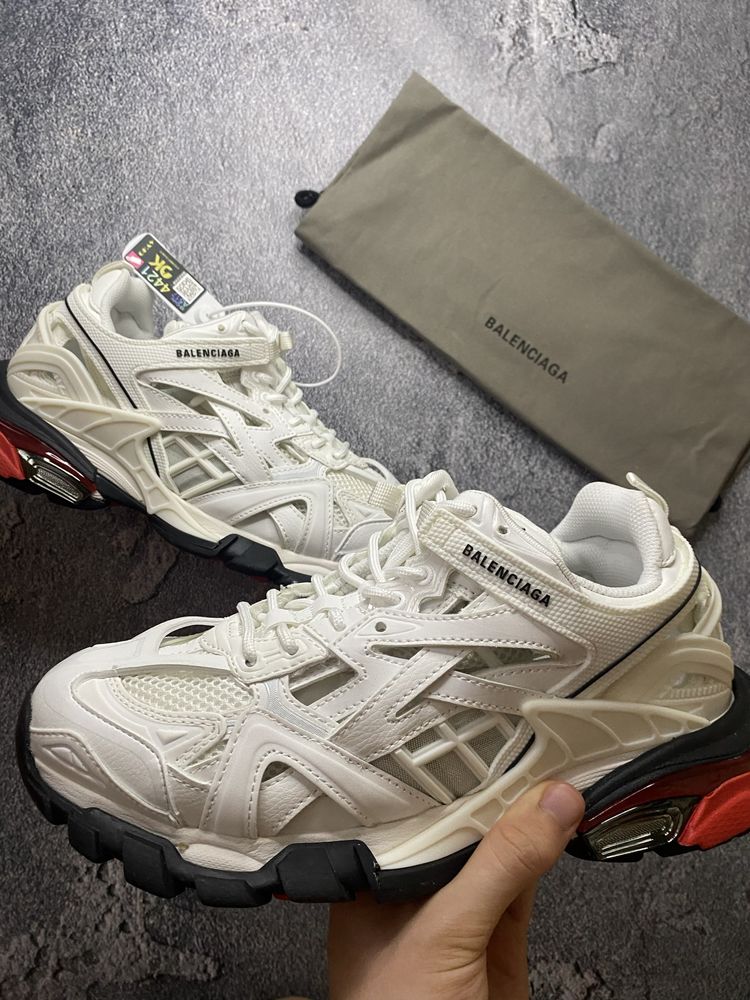 Balenciaga track 2