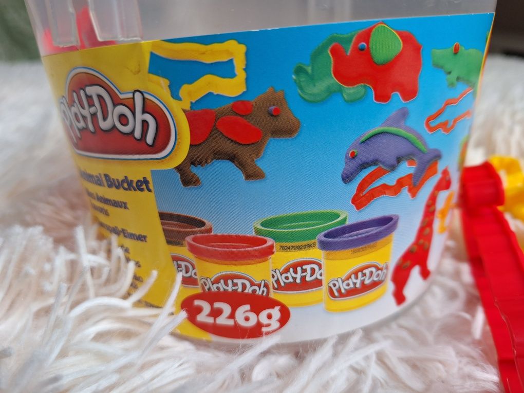 Zestaw Play-doh kraina lodu + foremki zwierzątka + gratis niespodziank