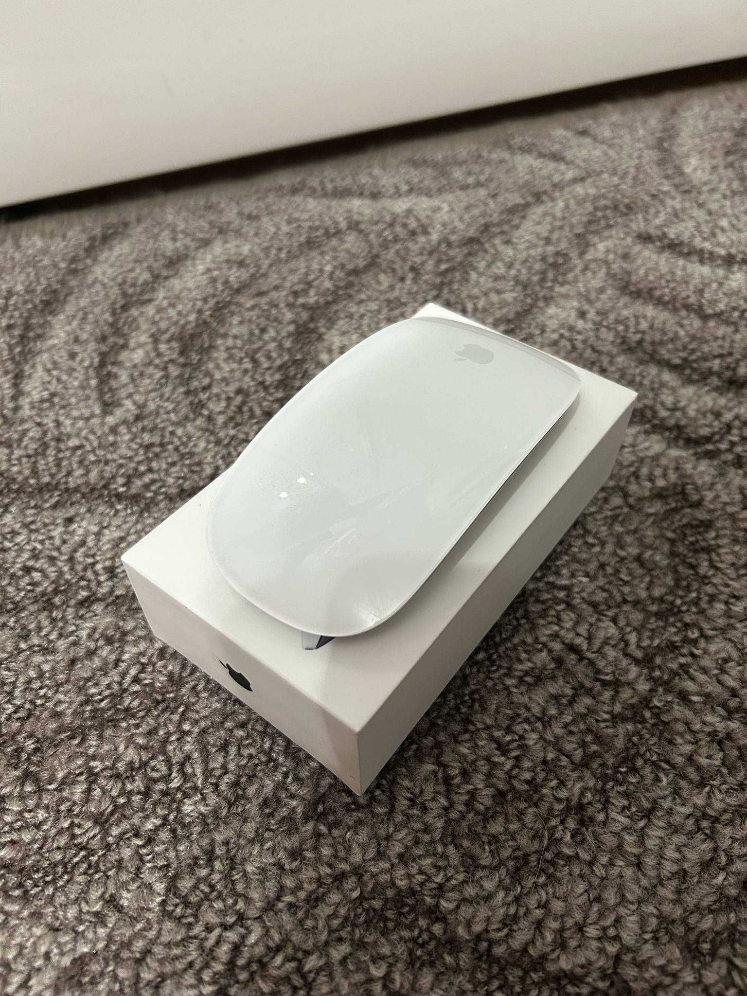 MacBook Air 13,6 M2 Magic Mouse