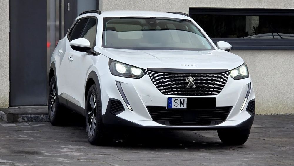 Peugeot 2008 Allure_Full LED_i-Cocpit_Kamera_Nawigacja-Android_LED_100%Bezwypadkowy