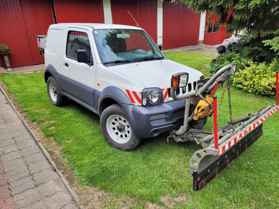 Suzuki JIMNY 1.3 2007 do odśnieżania pług PFAU posypywarka Sno Way
