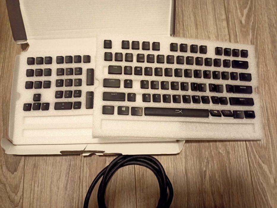 Klawiatura hyperx alloy elite 2 +, keycapy plum blossom