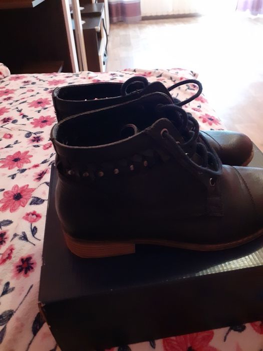 Okazja. Tanio sprzedam. Zestaw butów 37 adidasy reebok nowe