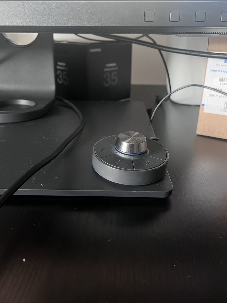 Monitor BENQ SW270C｜27 polegadas - 2K AdobeRGB USB-C