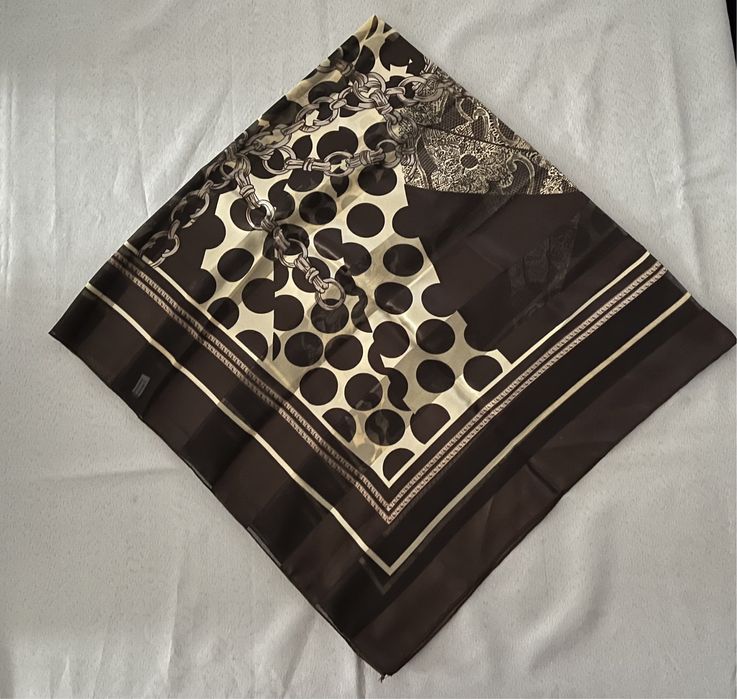 Elegancka chusta damska