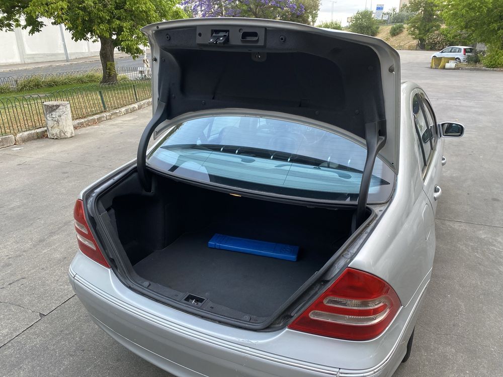 Mercedes-benz C200 Kompressor, carro Nacional
