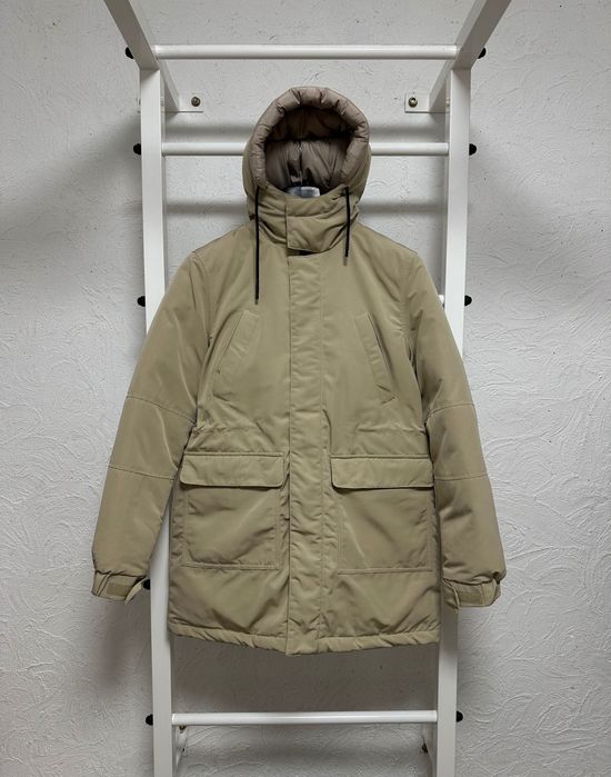 Пуховик S размер Uniqlo