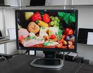 Tani Używany Poleasingowy Monitor HP / 22 cale / DVI / VGA / PIVOT