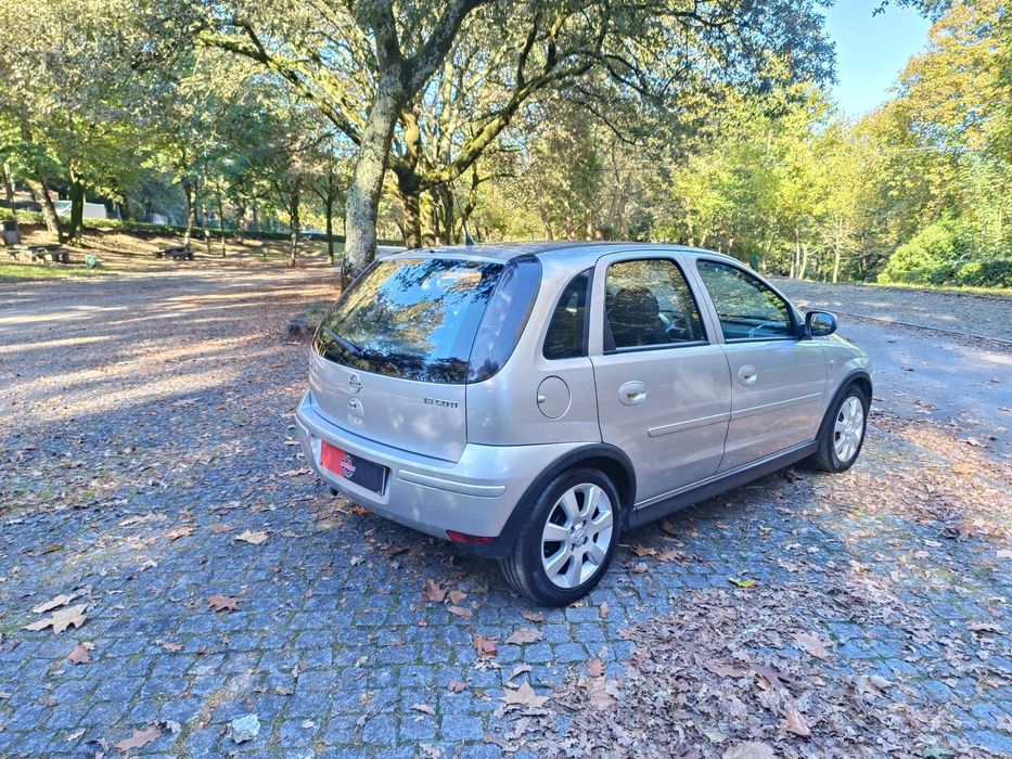 OPEL CORSA C 1.3 CDTI COM AR CONDICIONADO EXCELENTE ESTADO GERAL