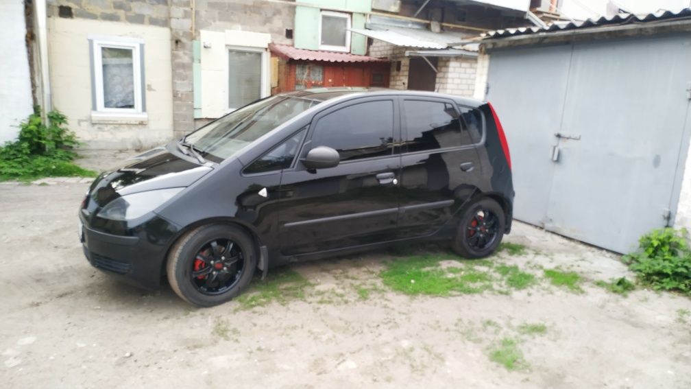 Продам mitsubishi colt