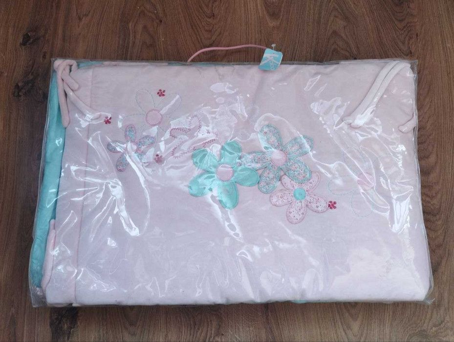 Нові бортики у ліжечко /Новые бортики в кроватку (француз. бренд)