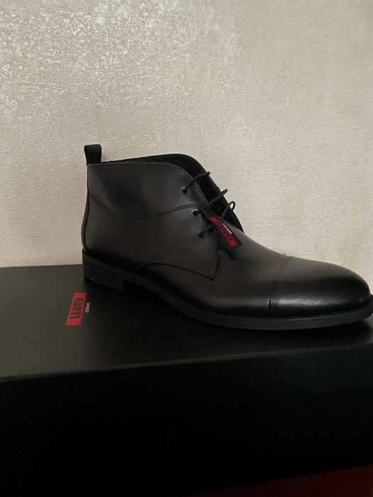 Чоловічі черевики