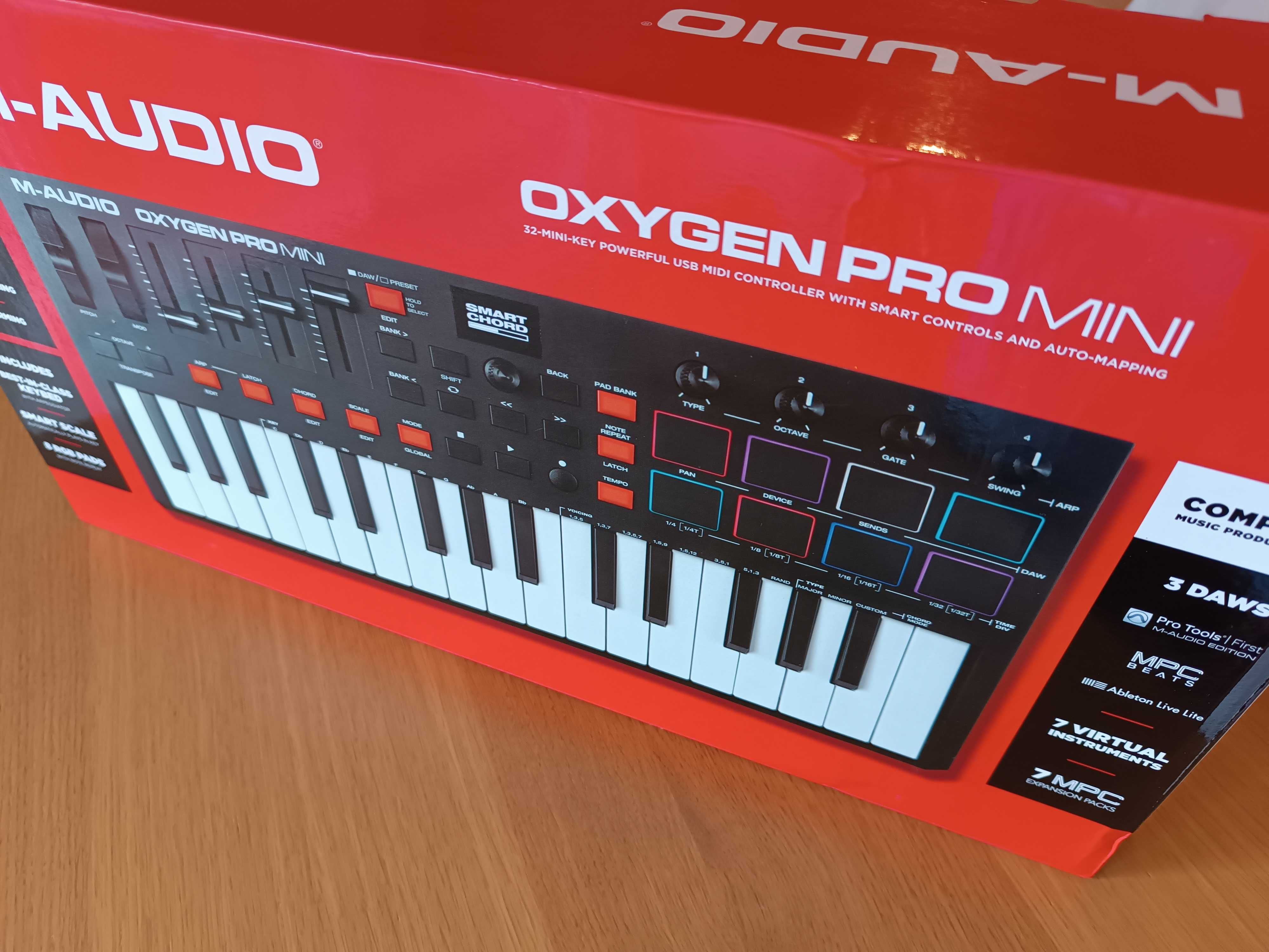 M-Audio Oxygen Pro Mini - controlador MIDI