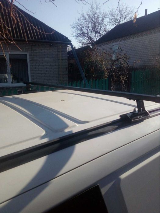 Нові Сталеві Попе-речки на дах Мercedes Vito (W638)