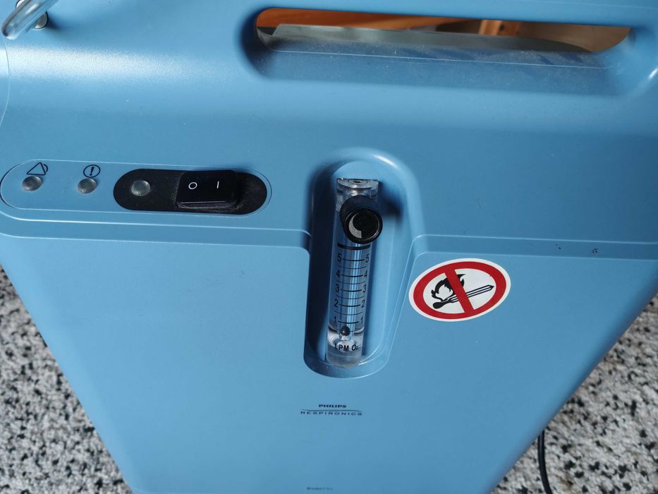 Certyfikowany Koncentrator tlenu Philips Respironics EVERFLO