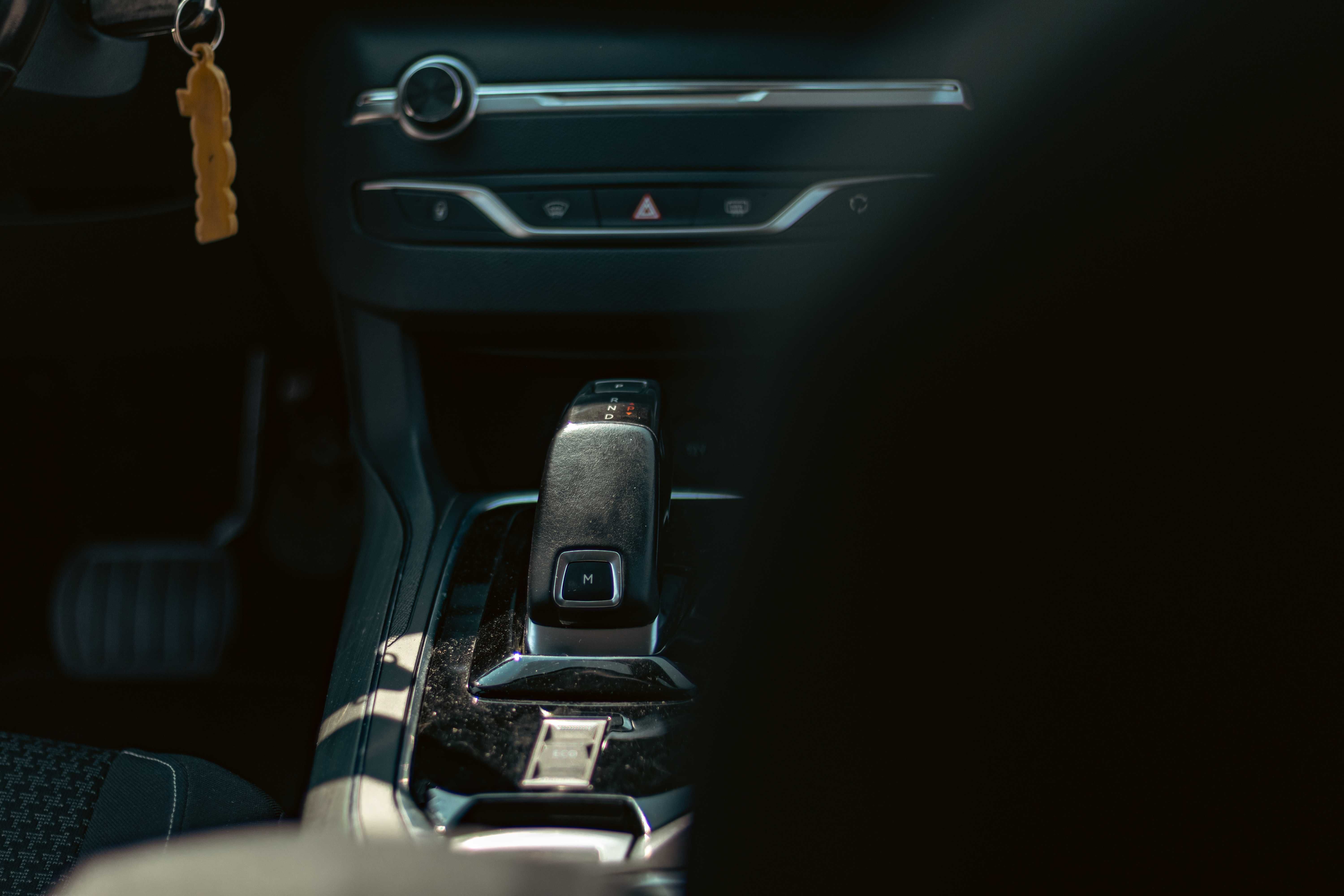 2019 PEUGEOT 308 SW AUTOMÁTICO 130cv