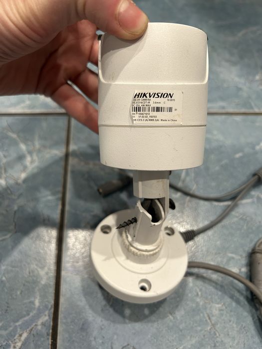 Відеокамера Hikvision DS-2CE16c2t-1R