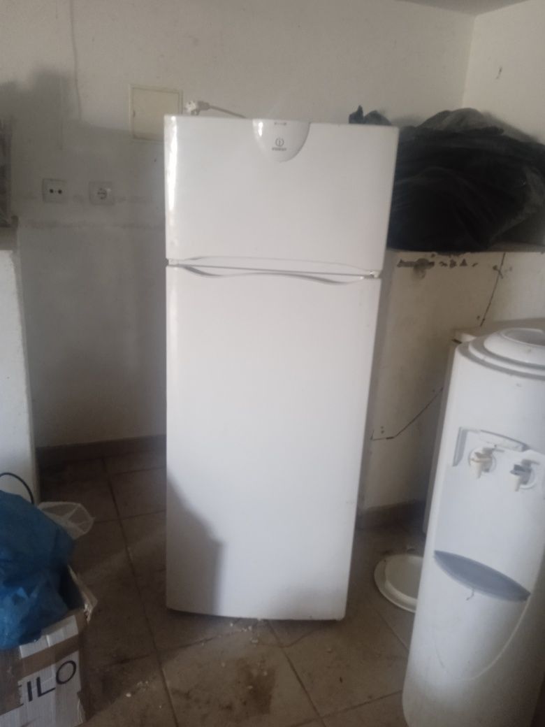 Frigorífico Indesit