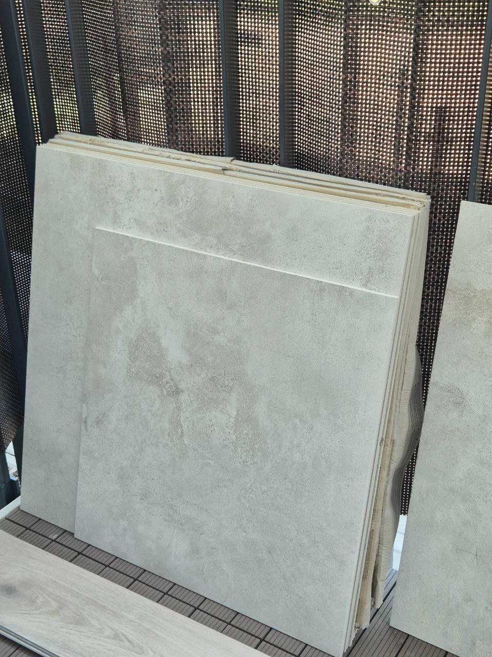 Płytki 79,8x79,8, idealne do łazienki + 4 panele podlogowe w prezencie