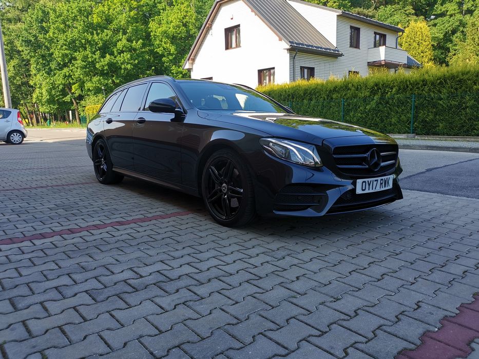 Mercedes E- class w213/s213, tablet, airmatic, anglik