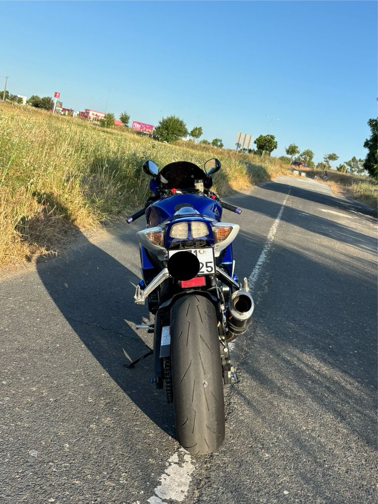Suzuki GSXR 600 K6