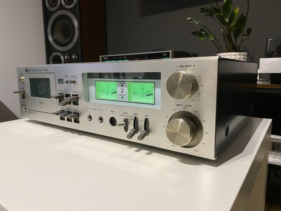 Magnetofon ITT 8021