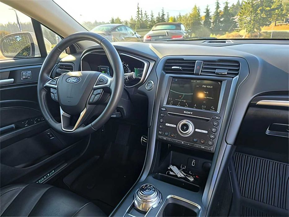 Ford Fusion      2018