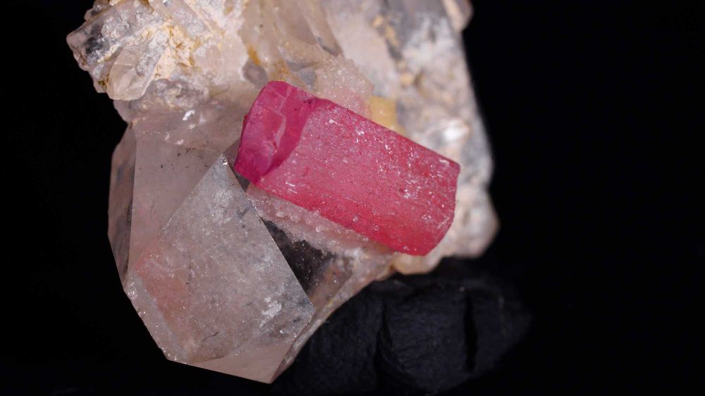 Turmalin Różowy Rubelit na Kwarcu | 8.2 gr | Minerał Kryształ Kamień