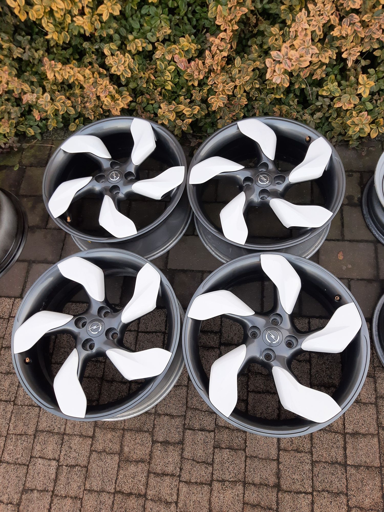Felgi 18 Opel 4x100 7,5J et47 czujniki