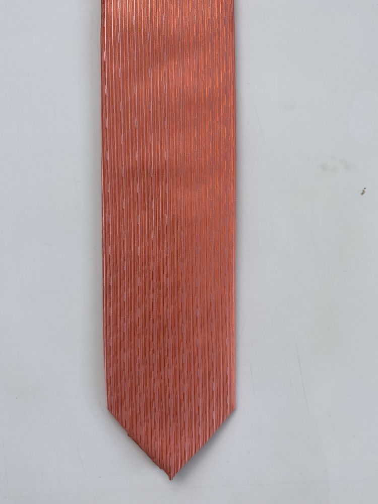 Krawat męski nowy 7 cm szerokość kolor pomarańczowy nie używany