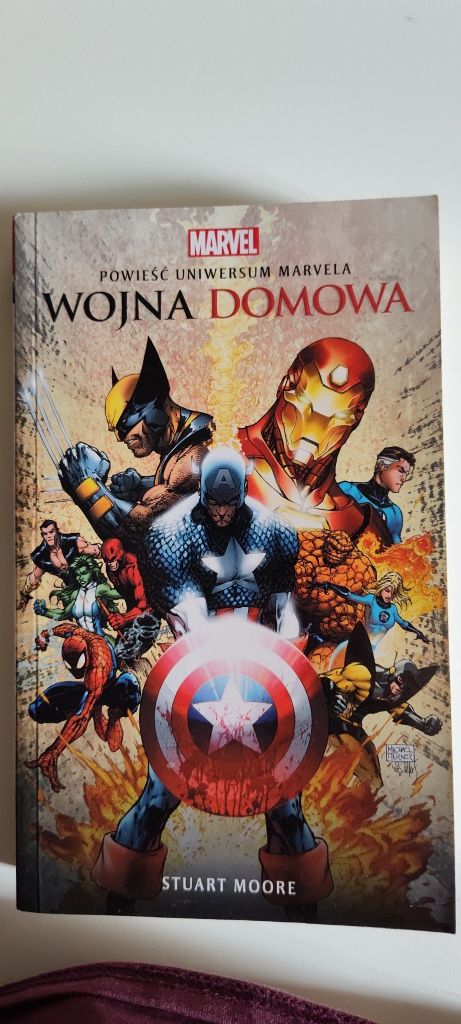 Książka Marvel Wojna Domowa