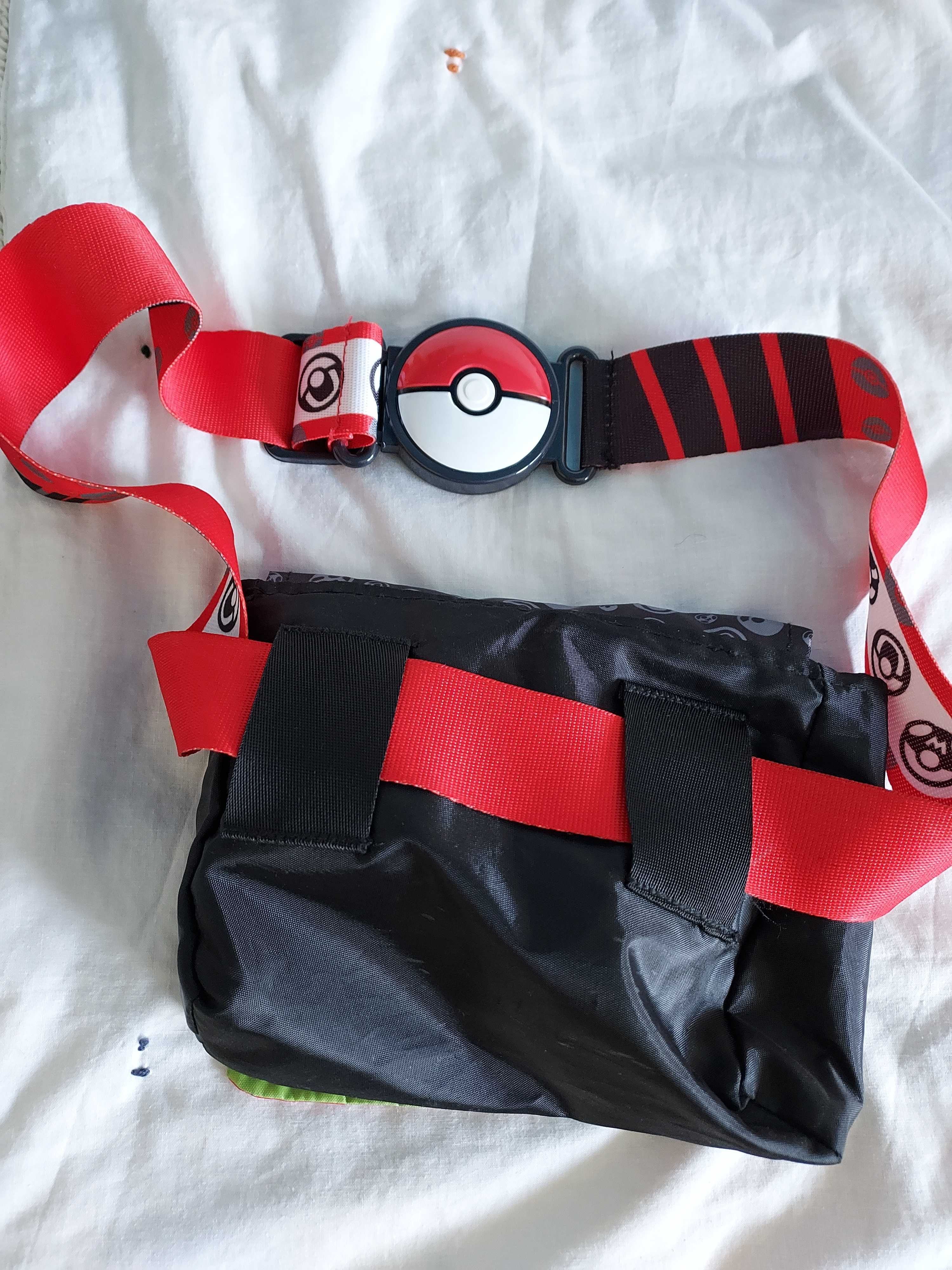 Bolas Pokemon, cinto e bolsa