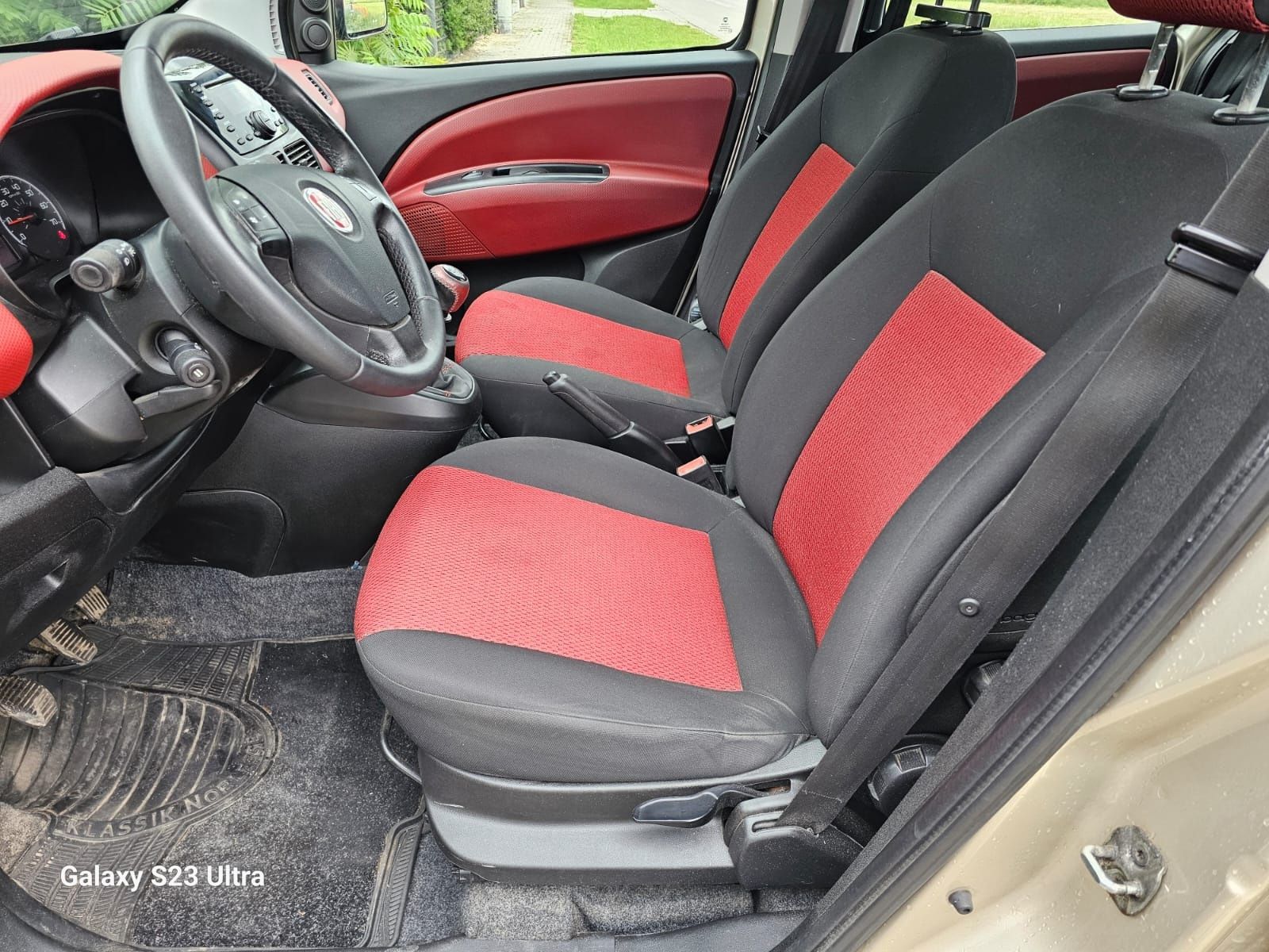 Doblo 1,6 2011r 7 osób 1 właściciel sprowadzony