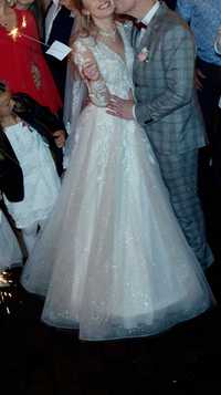 Suknia ślubna brokatowa księżniczka piękna suknia