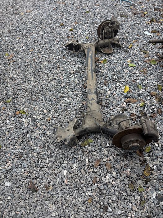 Задня балка Рено Меган 3 2009-15р універсал