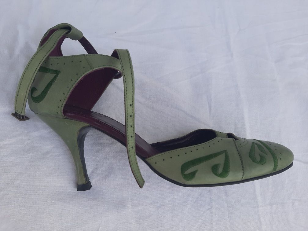 pantofelki damskie, zielone, obcasy,  ESPRYT, faith