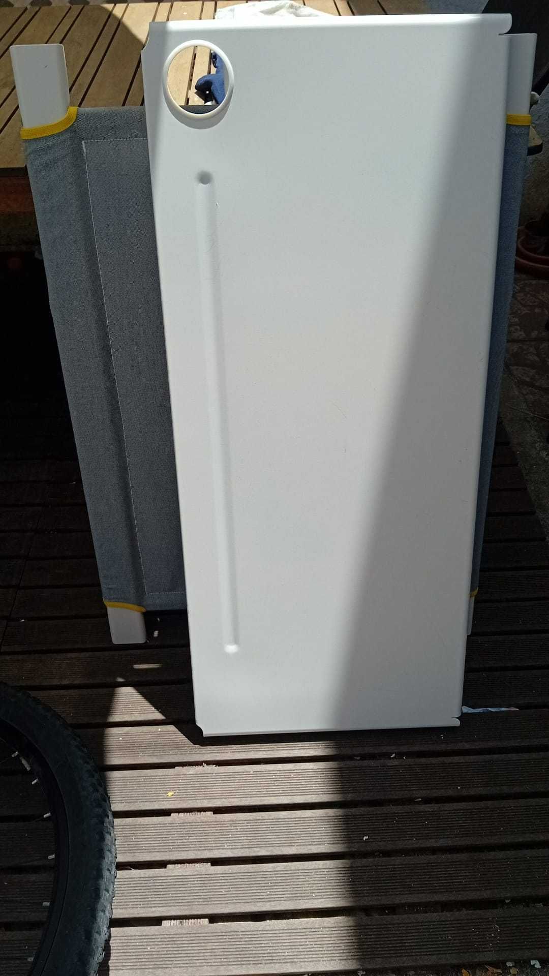 Cama alta do IKEA