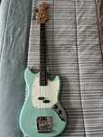 Squier mustang bass - baixo eletrico