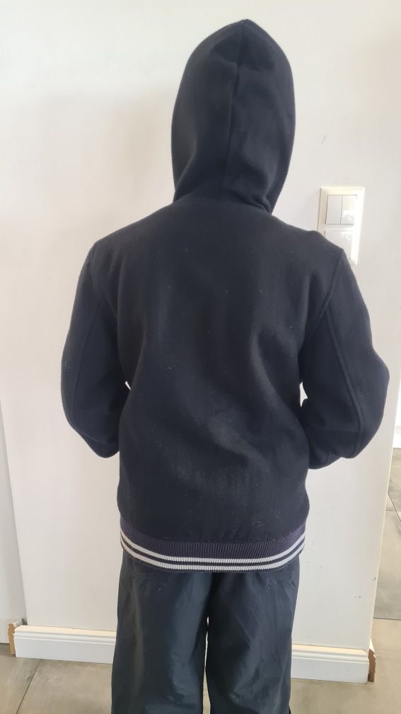 Kurtka Nike. 70% Wełna Wool. Czarna bomberka. Z kapturem.  Rozmiar S