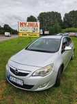 Samochód osobowy Opel Astra J kombi 2011r, 1.7 CDTI