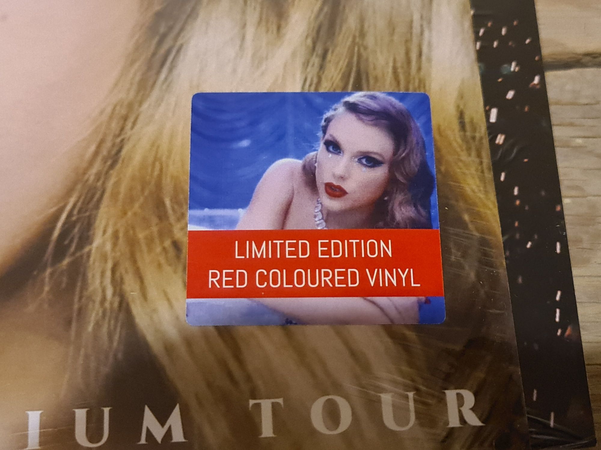 Taylor Swift Ready for It, Tokyo? Reputation Stadium Tour LP kolorowy
