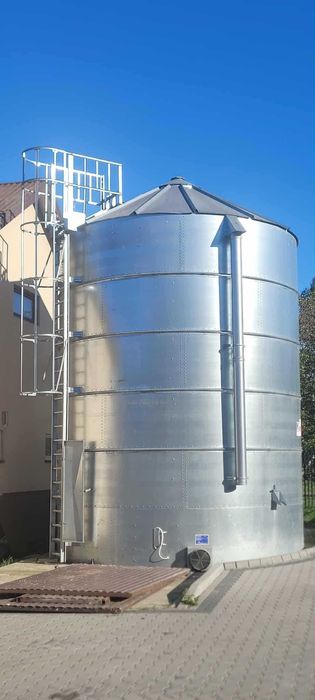 Sprzedam  silos zbożowy 60WR