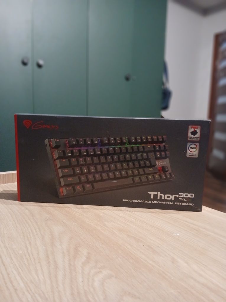 klawiatura mechaniczna DLA GRACZY Genesis thock 300 tkl rgb