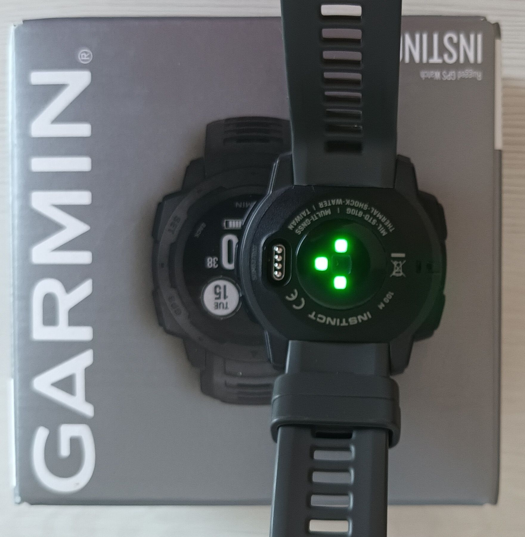 Relógio GPS Garmin INSTINCT