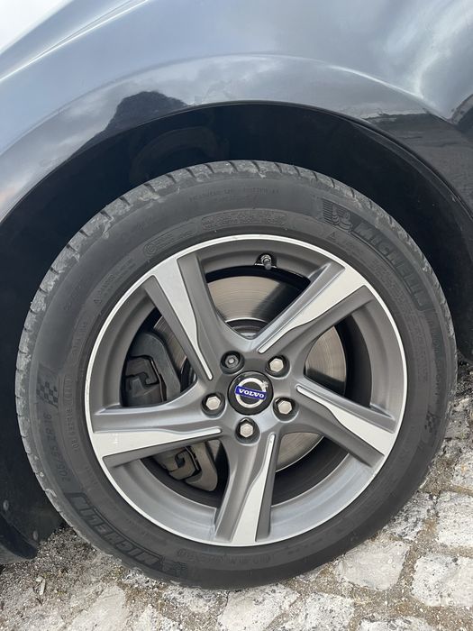 Volvo v40 D4 R-Desing 190cv Biturbo