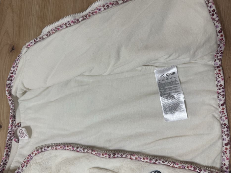 Кофта на дівчинку